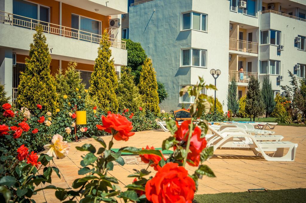Waterpark Fort Apartments Sunny Beach Ngoại thất bức ảnh