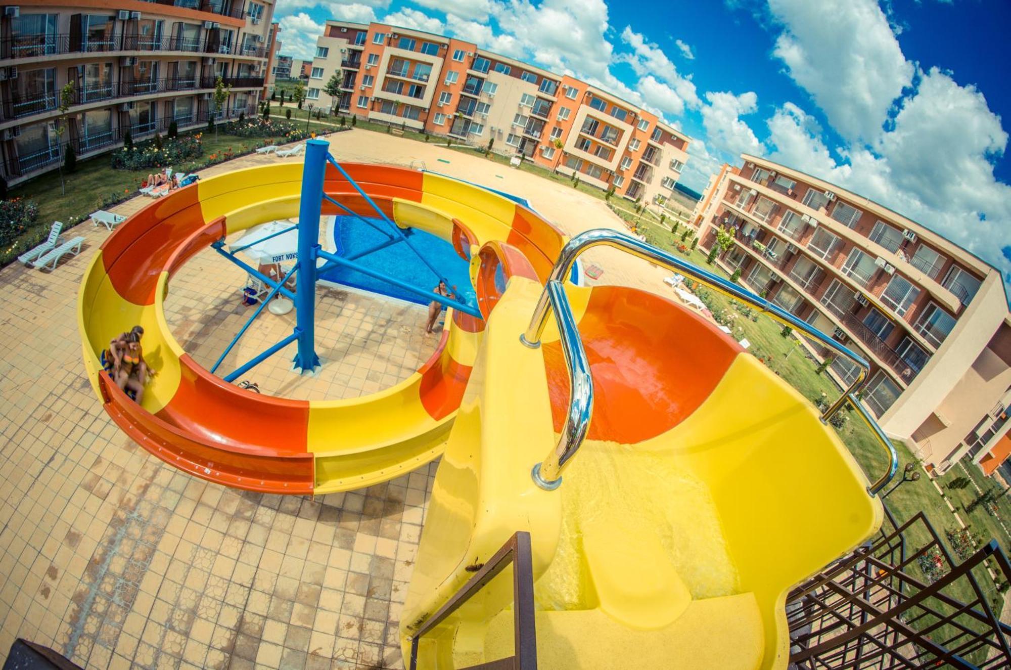 Waterpark Fort Apartments Sunny Beach Ngoại thất bức ảnh