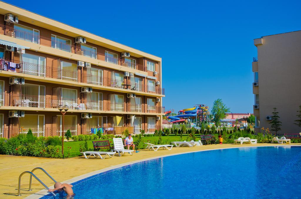 Waterpark Fort Apartments Sunny Beach Ngoại thất bức ảnh