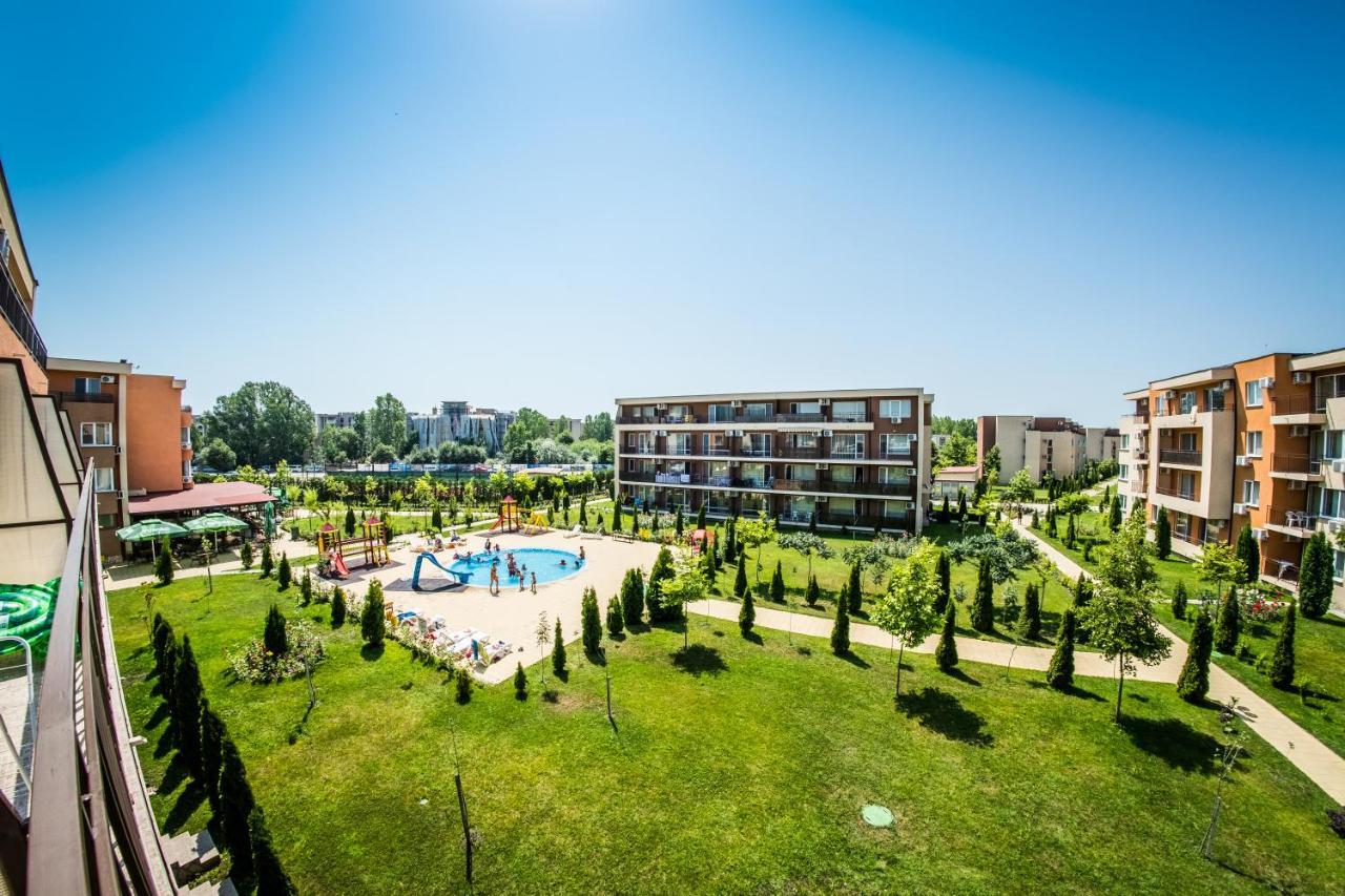 Waterpark Fort Apartments Sunny Beach Ngoại thất bức ảnh