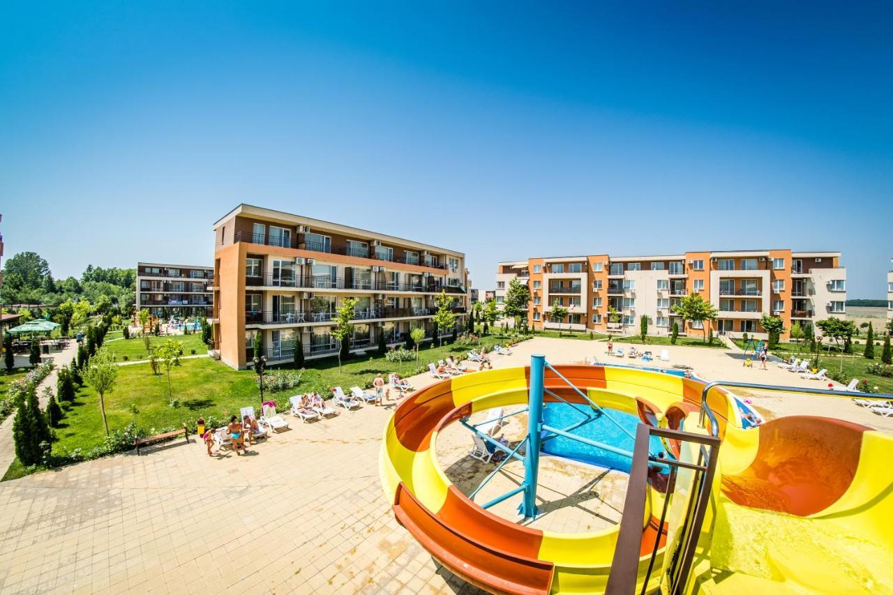 Waterpark Fort Apartments Sunny Beach Ngoại thất bức ảnh