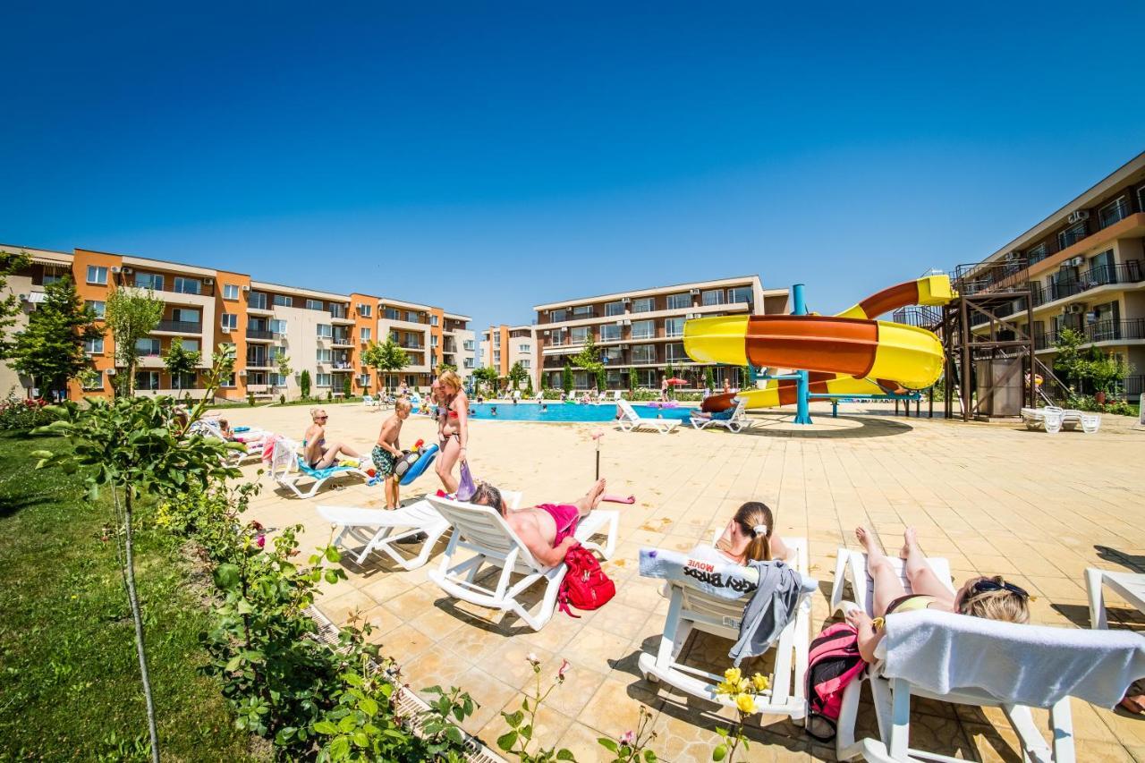 Waterpark Fort Apartments Sunny Beach Ngoại thất bức ảnh