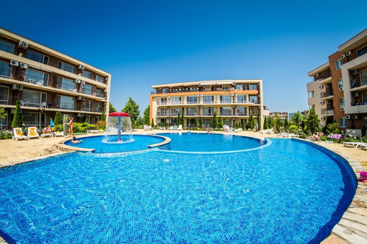 Waterpark Fort Apartments Sunny Beach Ngoại thất bức ảnh