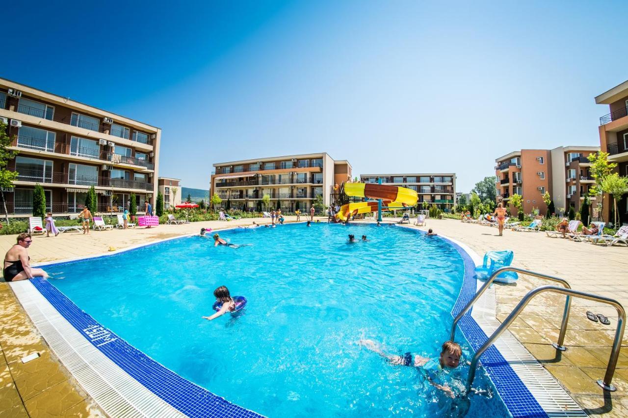 Waterpark Fort Apartments Sunny Beach Ngoại thất bức ảnh