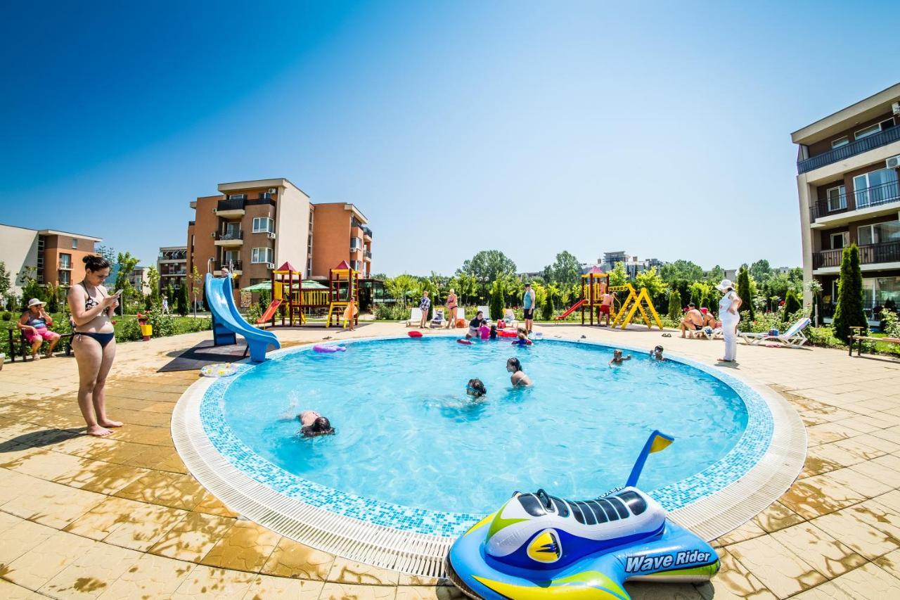 Waterpark Fort Apartments Sunny Beach Ngoại thất bức ảnh