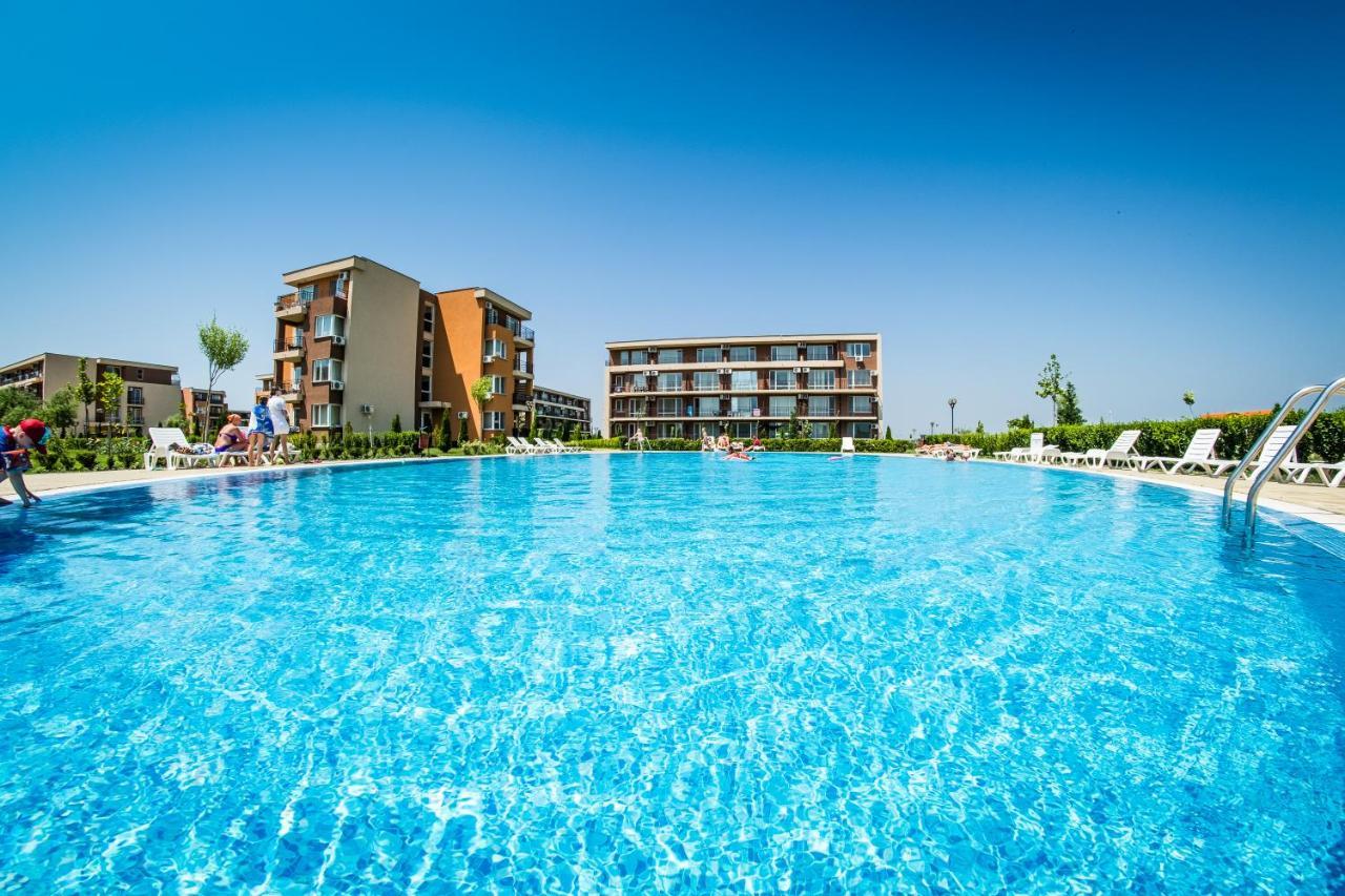 Waterpark Fort Apartments Sunny Beach Ngoại thất bức ảnh