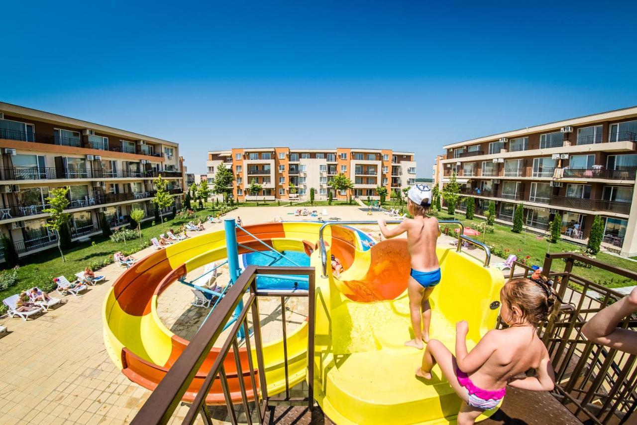Waterpark Fort Apartments Sunny Beach Ngoại thất bức ảnh