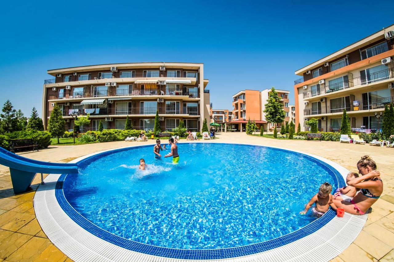 Waterpark Fort Apartments Sunny Beach Ngoại thất bức ảnh