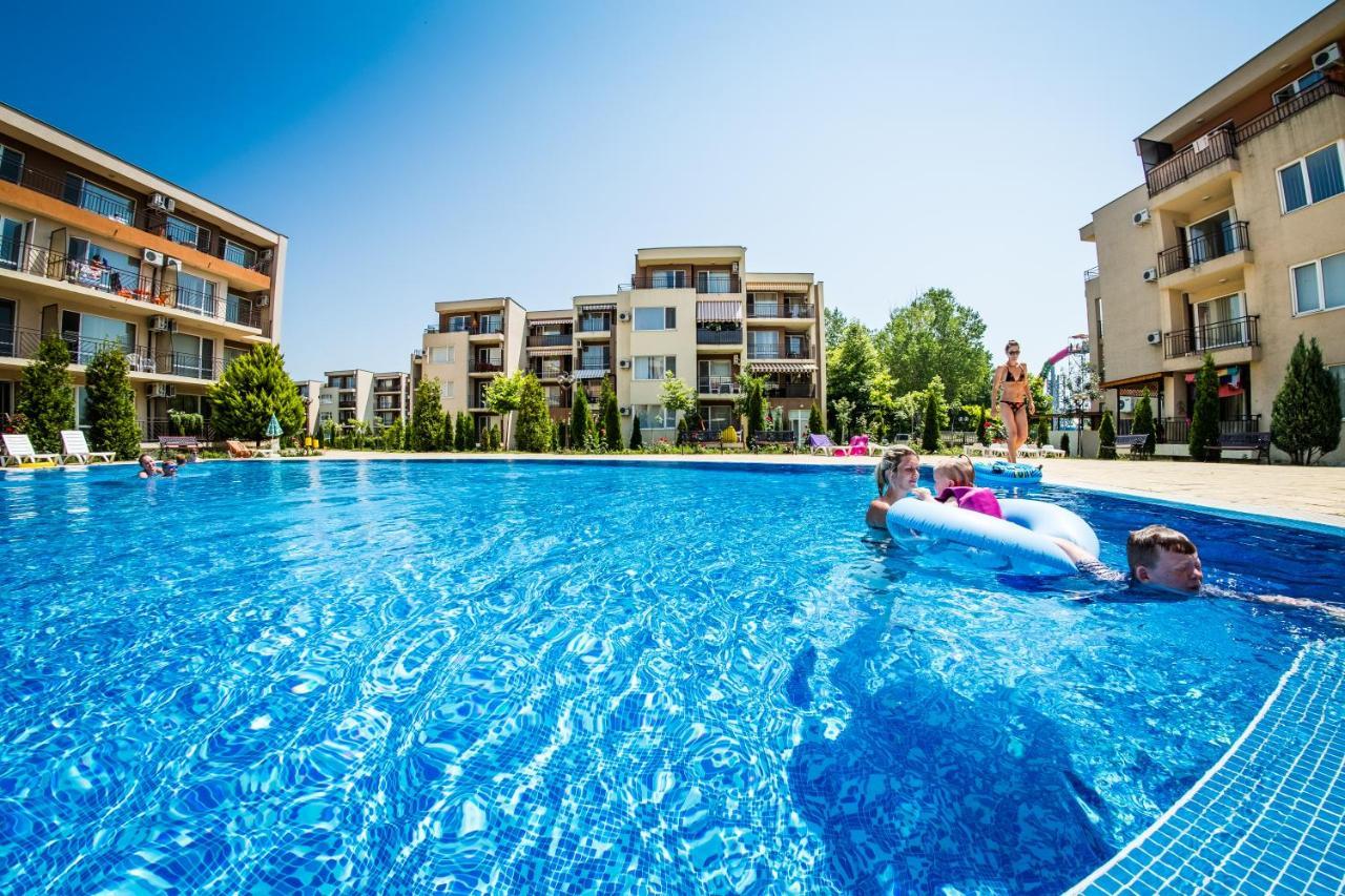 Waterpark Fort Apartments Sunny Beach Ngoại thất bức ảnh