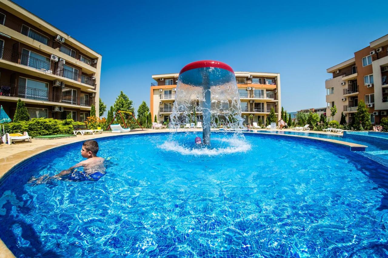 Waterpark Fort Apartments Sunny Beach Ngoại thất bức ảnh