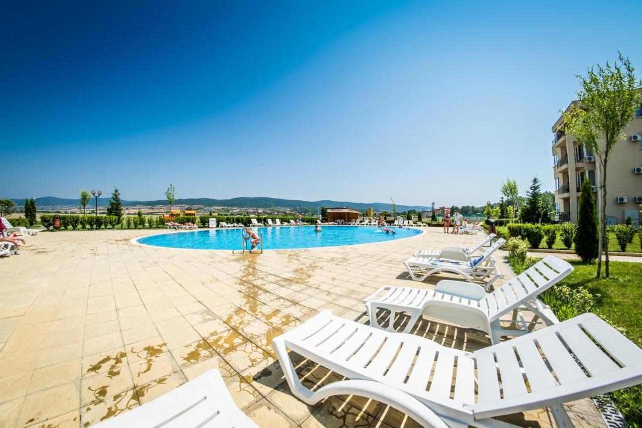 Waterpark Fort Apartments Sunny Beach Ngoại thất bức ảnh