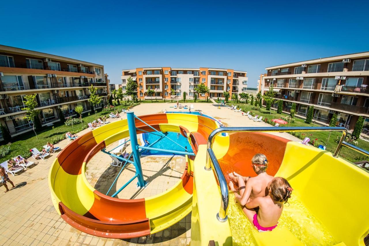 Waterpark Fort Apartments Sunny Beach Ngoại thất bức ảnh